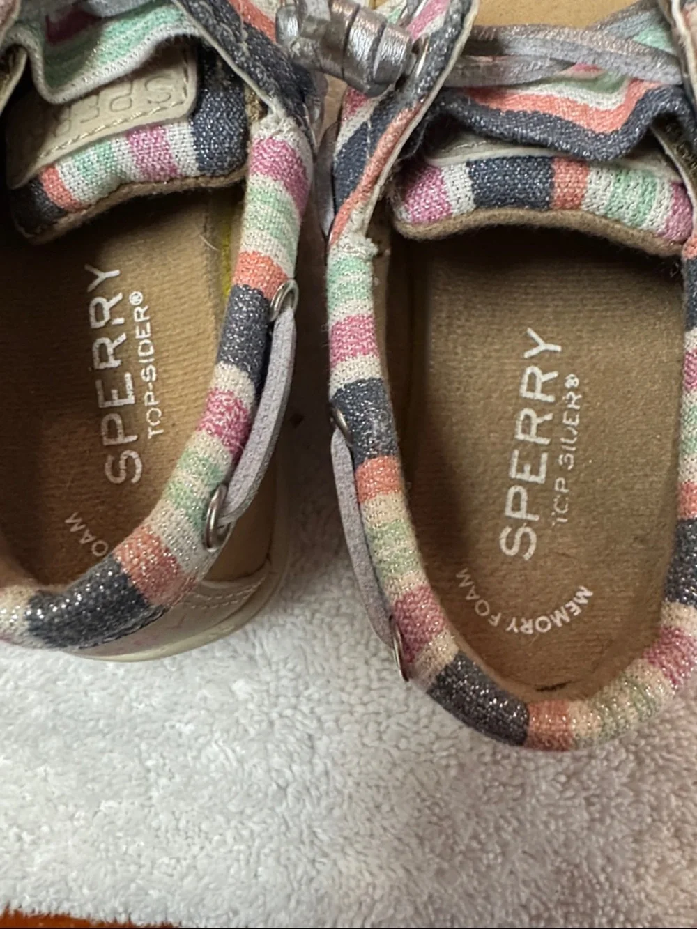 Sperry Shoresider Jr Kids Tan Moccasins Size 6M